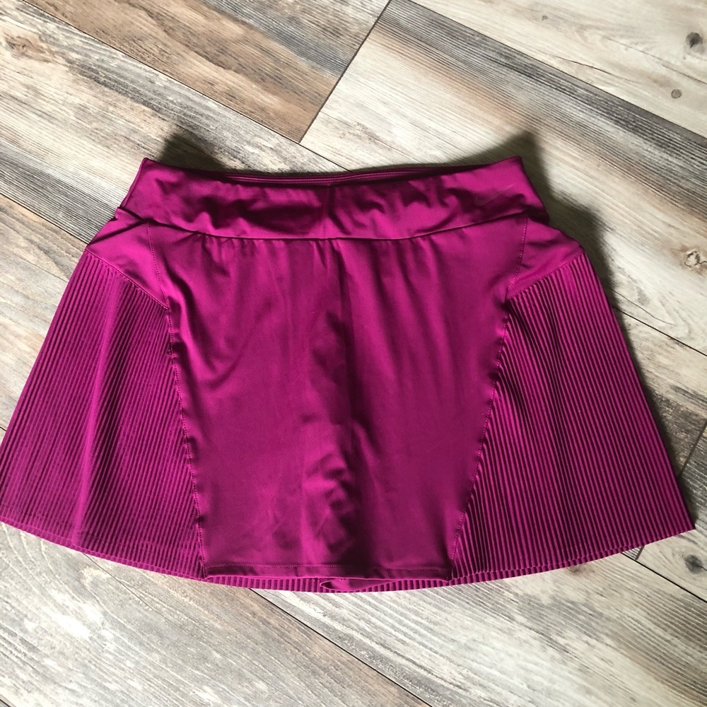 Nike dri-fit skort